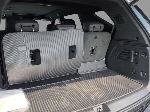 Certified 2026 Chevrolet Traverse RS w/ LPO, Floor Liner Package FWD image 36