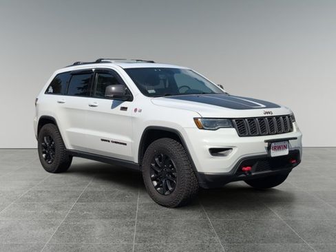 Used 2018 Jeep Grand Cherokee Trailhawk w/ Trailhawk Luxury Group AWD/4WD image 7