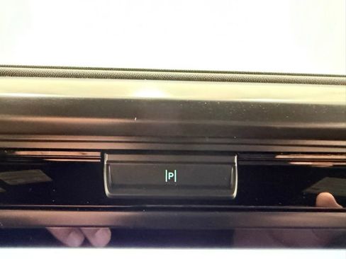 New 2025 Ford F150 Lariat w/ Equipment Group 502A High image 38