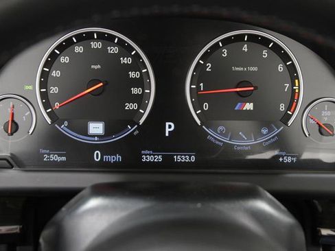 Used 2016 BMW M6 Convertible image 9