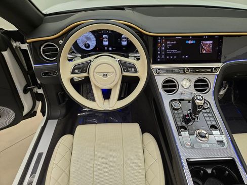 Certified 2022 Bentley Continental GT Mulliner AWD/4WD image 18
