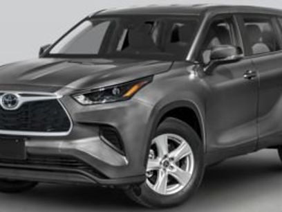 Used 2024 Toyota Highlander XLE