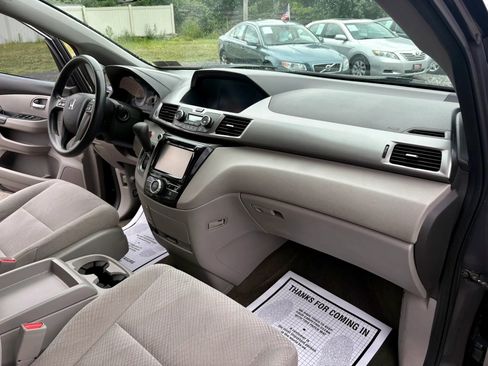 Used 2016 Honda Odyssey EX image 28