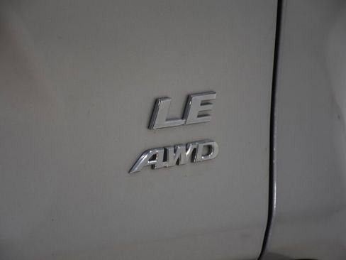 Used 2019 Toyota RAV4 LE w/ All Weather Liner Package image 29