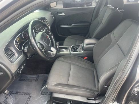 Used 2018 Dodge Charger GT image 16