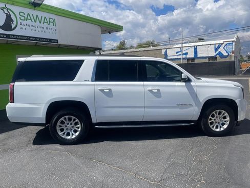 Used 2019 GMC Yukon XL SLT AWD/4WD image 9