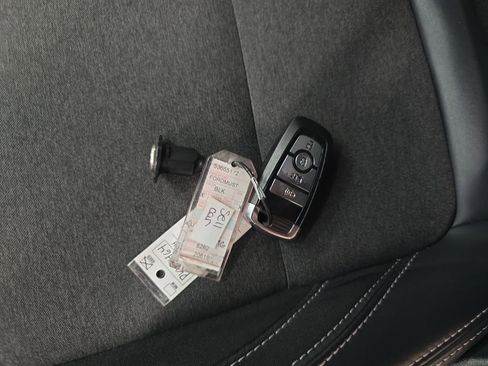 Used 2024 Ford Mustang Coupe image 36