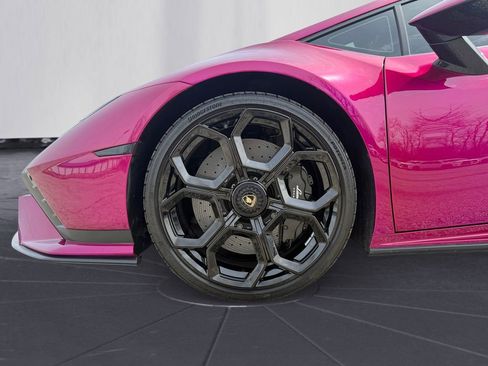 Used 2023 Lamborghini Huracan Tecnica RWD image 11