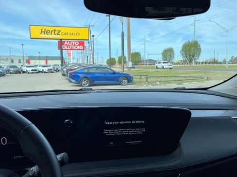 Used 2025 Buick Encore GX Preferred image 17