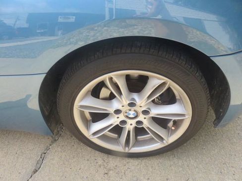 Used 2005 BMW Z4 3.0i RWD image 11