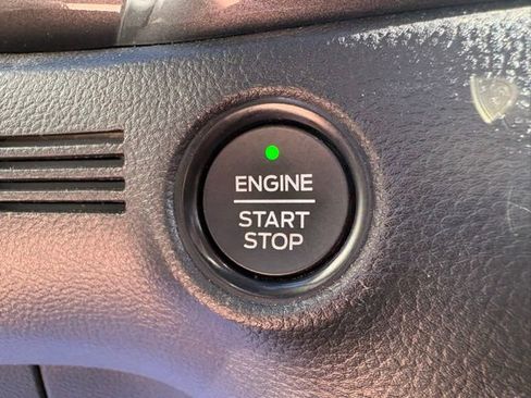 Used 2022 Ford Ranger Lariat w/ Technology Package AWD/4WD image 26