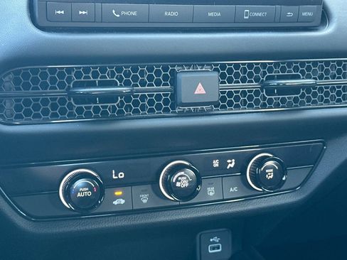 Certified 2023 Honda HR-V LX image 22