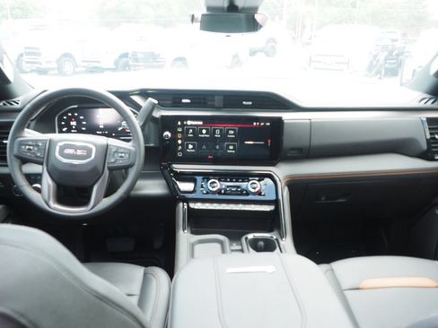 Used 2026 GMC Sierra 3500 AT4 w/ AT4 Premium Plus Package AWD/4WD image 18