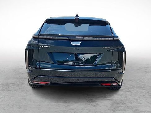 Used 2024 Cadillac Lyriq Luxury AWD/4WD image 5