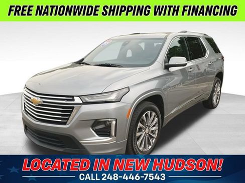 Used 2023 Chevrolet Traverse Premier FWD image 1