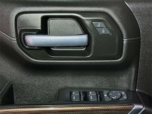 Used 2020 Chevrolet Silverado 1500 RST w/ All-Star Edition image 15