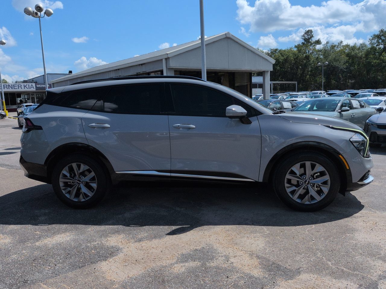 Used 2023 Kia Sportage SX FWD image 4