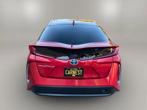 Used 2018 Toyota Prius Prime Premium FWD image 12