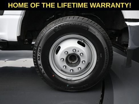 Used 2024 Ford F350 XLT image 43