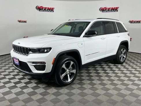 Used 2024 Jeep Grand Cherokee Limited 4xe w/ Luxury Tech Group II AWD/4WD image 5