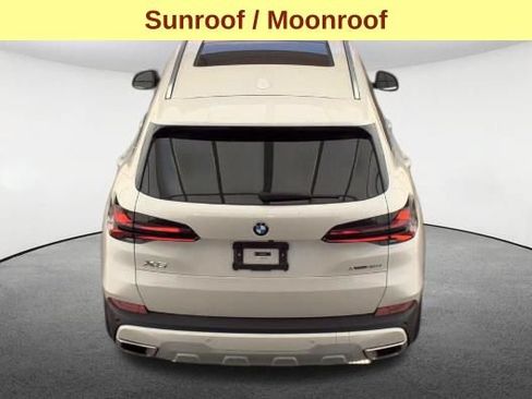 Used 2025 BMW X5 xDrive40i w/ Climate Comfort Package AWD/4WD image 5