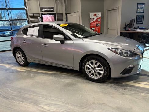 Used 2016 MAZDA MAZDA3 i Sport w/ Preferred Equipment Package image 25