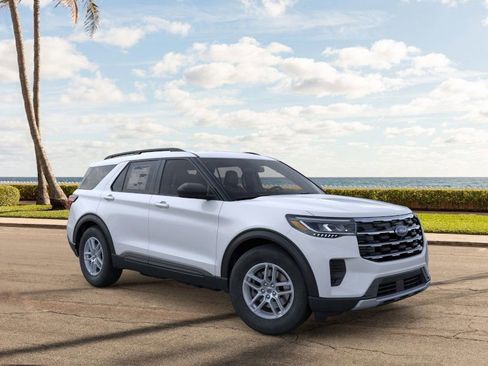 New 2026 Ford Explorer Active image 7