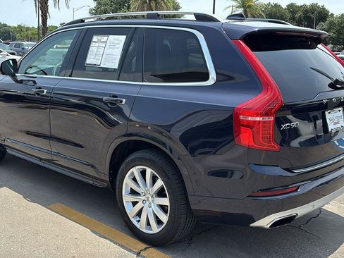 Used 2017 Volvo XC90 T6 Momentum w/ Vision Package AWD/4WD image 5