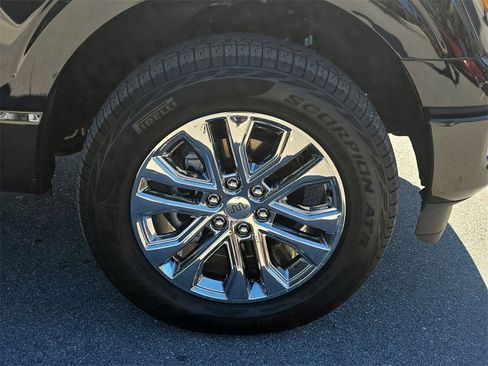 Used 2024 Ford F150 King Ranch w/ FX4 Off-Road Package image 13