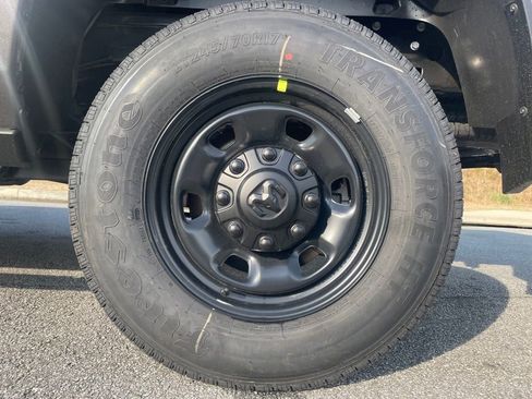 New 2026 RAM 2500 Tradesman AWD/4WD image 9