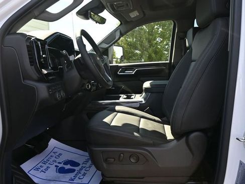 New 2026 Chevrolet Silverado 2500 LTZ w/ LTZ Premium Package image 13