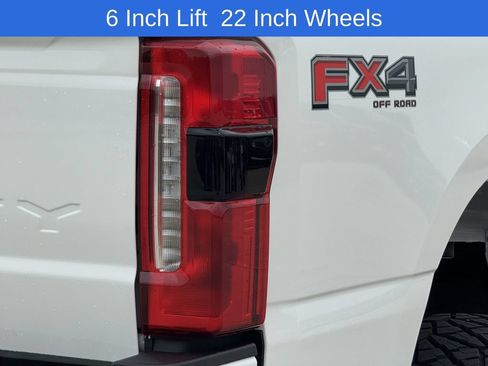 Used 2025 Ford F250 Lariat w/ Chrome Package AWD/4WD image 12