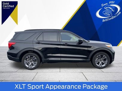 Certified 2023 Ford Explorer XLT w/ Equipment Group 202A