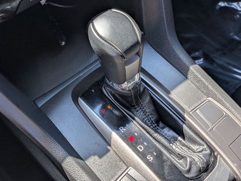 Used 2021 Honda Civic Sport image 17