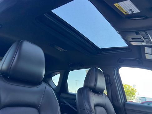 Used 2022 MAZDA CX-5 Signature image 14