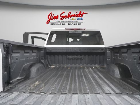 Used 2024 GMC Sierra 2500 AT4 w/ Technology Package AWD/4WD image 34