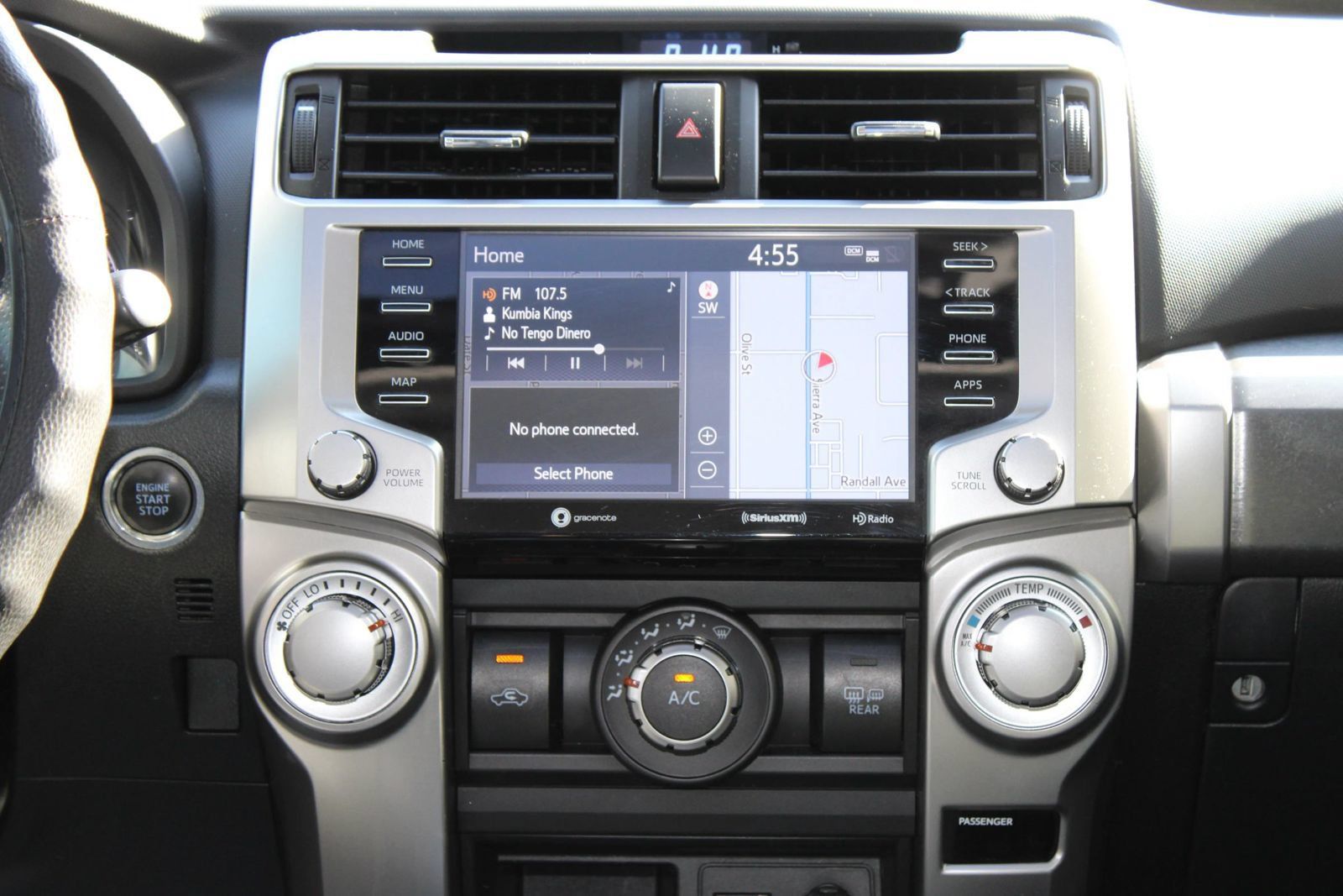 Used 2020 Toyota 4Runner SR5 Premium w/ Moonroof Package RWD image 22