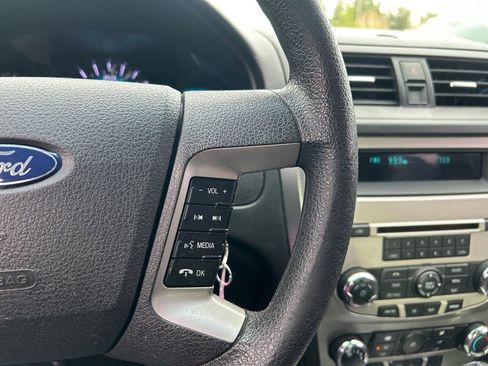Used 2012 Ford Fusion SE FWD image 19