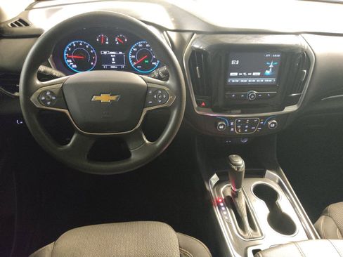 Used 2019 Chevrolet Traverse LS FWD image 22