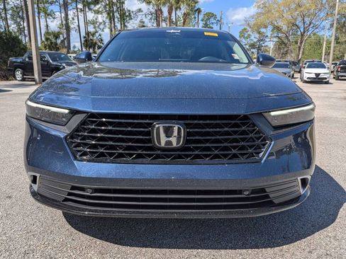 Used 2025 Honda Accord Touring image 8