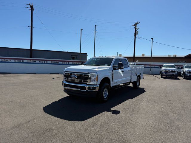 New 2026 Ford F350 XLT w/ FX4 Off-Road Package AWD/4WD image 5
