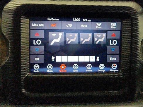 Used 2019 Jeep Wrangler Unlimited Sahara AWD/4WD image 19