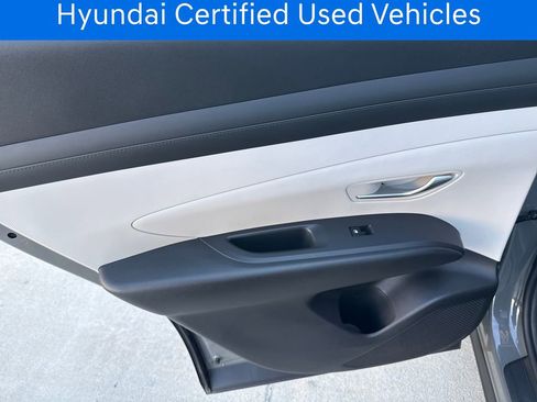 Certified 2025 Hyundai Tucson SE FWD image 14