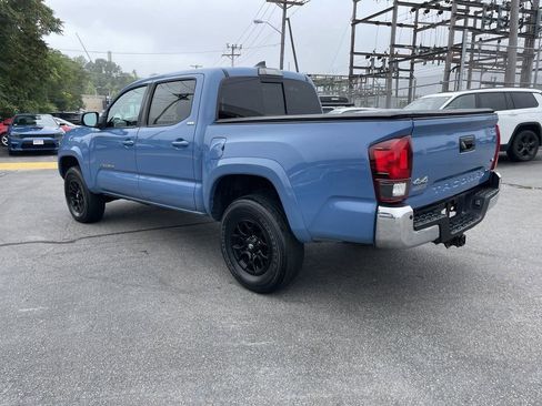 Used 2019 Toyota Tacoma SR5 AWD/4WD image 3
