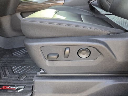 New 2026 Chevrolet Silverado 1500 LT Trail Boss w/ Convenience Package II image 18