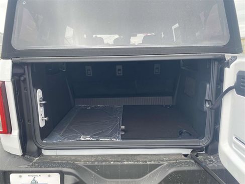 New 2025 Ford Bronco Base image 10