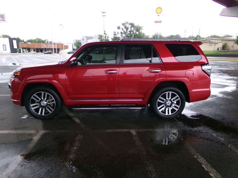 Used 2019 Toyota 4Runner Limited AWD/4WD image 1