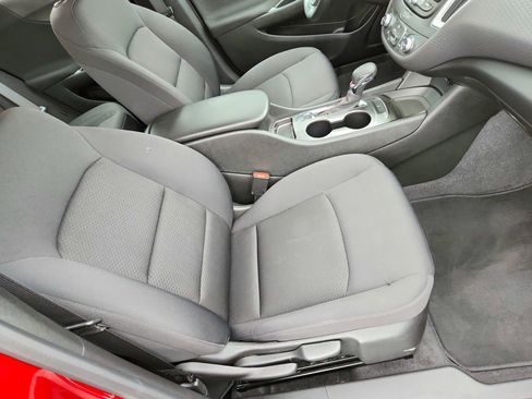 Used 2023 Chevrolet Malibu RS FWD image 24