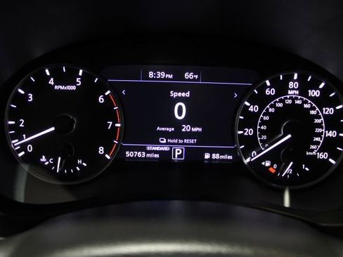 Used 2022 INFINITI QX50 Luxe w/ Appearance Package image 39