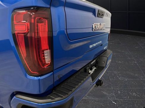 Used 2023 GMC Sierra 1500 AT4 w/ Technology Package image 37